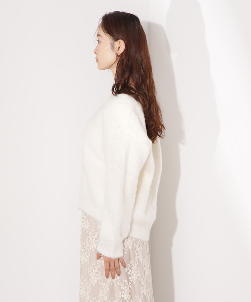 N.(N. Natural Beauty Basic)(エヌエヌナチュラルビューティーベーシック)の「Vネック起毛ニット(ニット/セーター・レディース・オフホワイト/ピンク/ネイビー・FREE)」の21枚目の写真