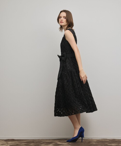 GRACE CONTINENTAL（グレースコンチネンタル）の「コード刺繍ワンピース（ワンピース・レディース・ブラック/ホワイト・34/36/38）」の8枚目の写真