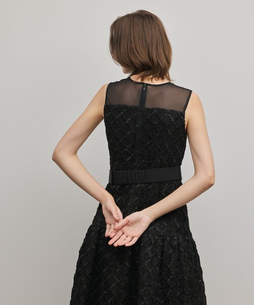 GRACE CONTINENTAL（グレースコンチネンタル）の「コード刺繍ワンピース（ワンピース・レディース・ブラック/ホワイト・34/36/38）」の12枚目の写真