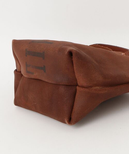 vasco（ヴァスコ）の「vasco ヴァスコ LEATHER MAIL PURSE BAG-SMALL レザー ポストマンバッグ 巾着バッグ（トートバッグ・メンズ・キャメル・FREE）」の3枚目の写真