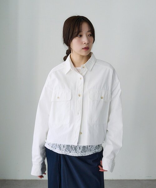 SHENERY（シーナリー）の「デニムオーバーショートシャツ（シャツ/ブラウス・レディース・ホワイト/ブルー・FREE）」の4枚目の写真