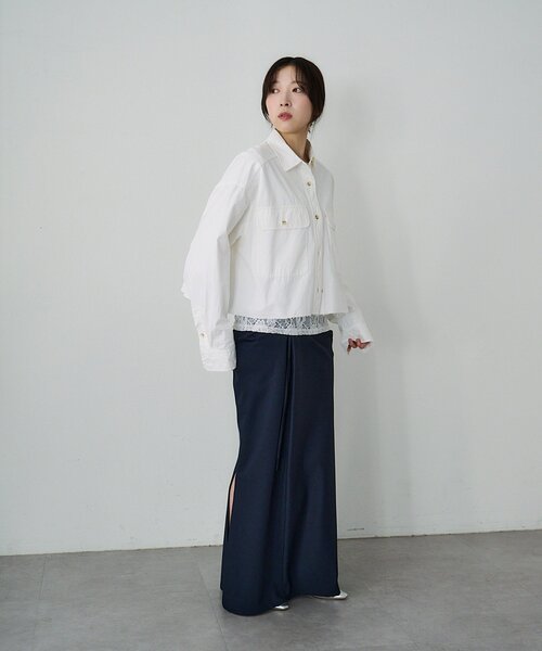 SHENERY（シーナリー）の「デニムオーバーショートシャツ（シャツ/ブラウス・レディース・ホワイト/ブルー・FREE）」の9枚目の写真