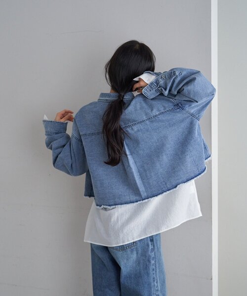 SHENERY（シーナリー）の「デニムオーバーショートシャツ（シャツ/ブラウス・レディース・ホワイト/ブルー・FREE）」の14枚目の写真