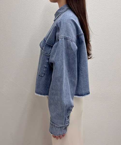 SHENERY（シーナリー）の「デニムオーバーショートシャツ（シャツ/ブラウス・レディース・ホワイト/ブルー・FREE）」の19枚目の写真