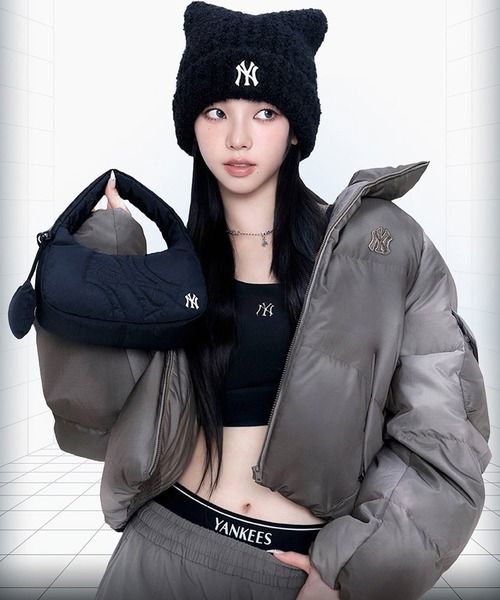 MLB Korea(エムエルビーコリア)の「【MLB KOREA/エムエルビーコリア】Basic Sportive Stitch Mini Hobo Bag /ベーシック スポーティー ステッチ ミニ ホーボーバッグ(ハンドバッグ・レディース・ブラック/シルバー/ライトピンク・FREE)」の1枚目の写真