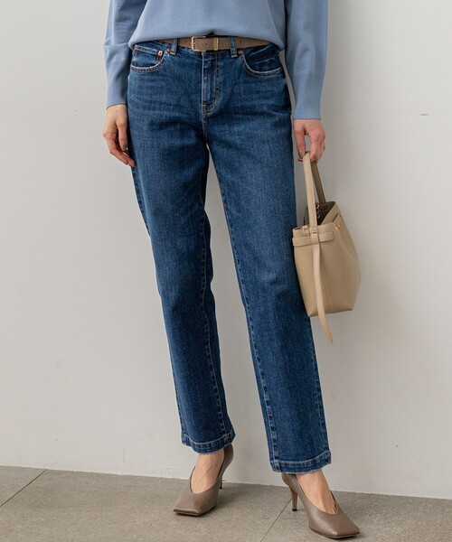 23区 S(ニジュウサンクチイサイサイズ)の「23区DENIM ストレートフィット デニムパンツ(その他パンツ・レディース・ネイビー系/ダルブルー系/スカイブルー系/ホワイト系・34/32/30)」の4枚目の写真