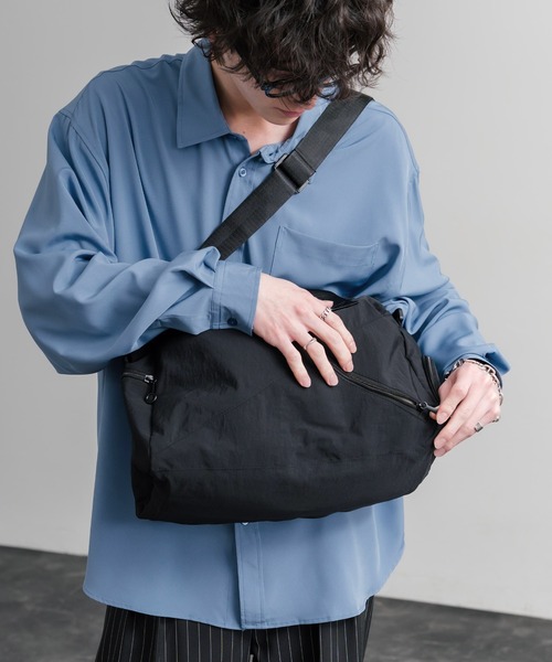 Rocky Monroe(ロッキーモンロー)の「2WAY ナイロンボストンバッグ/ショルダーバッグ/トラベルバッグ(ボストンバッグ・メンズ・ブラック/ピンク/グリーン/ブルー/カーキ・FREE)」の8枚目の写真
