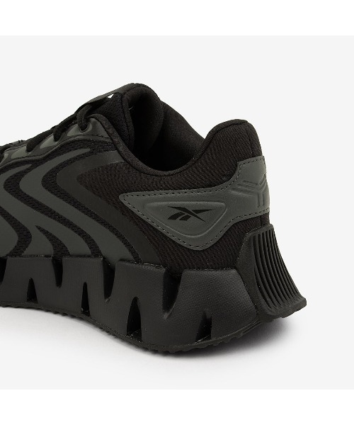 Reebok(リーボック)の「ジグ ライズ / ZIG RISE SA(スニーカー・メンズ・ブルー/ライトグレー/ブラック・26.0cm/25.5cm/25.0cm/23.0cm/22.5cm/29.0cm/28.5cm/28.0cm/27.5cm/27.0cm/26.5cm/24.0cm/24.5cm/23.5cm)」の7枚目の写真