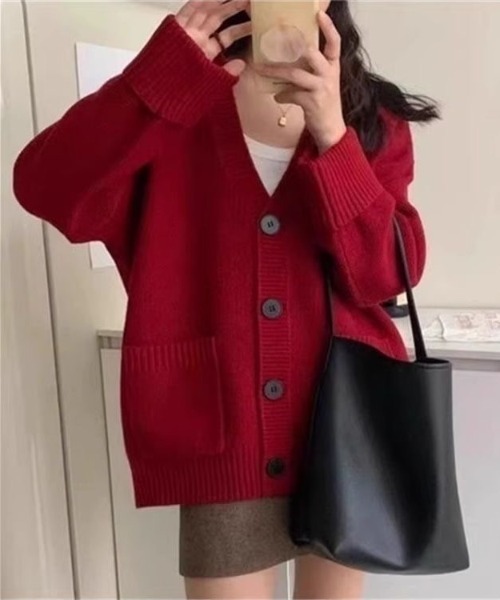 Beststore(ベストストア)の「厚手ニットカーディガン ワッペン付き ゆったり レディース(カーディガン/ボレロ・レディース・レッド/パープル/ベージュ/ダークグレー/グリーン/ピンク/アイボリー/ブラック・FREE)」の18枚目の写真