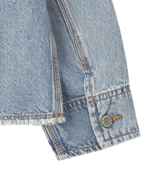 earth music&ecology(アースミュージックアンドエコロジー)の「デニムノーカラーカバーオール(カバーオール・レディース・ライトインディゴブルー・FREE)」の18枚目の写真