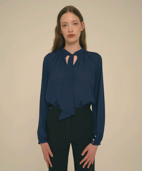 ICE GARDEN A.508(アイス ガーデン エイオーゴンパル)の「Raglan Sleeve Scarf Blouse(シャツ/ブラウス・レディース・その他・FREE)」の5枚目の写真