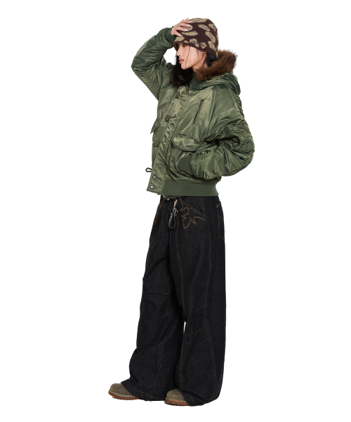AAKAM(アーカム)の「Hooded Fur MA-1 Jacket (Khaki)(ブルゾン・レディース・その他・2/1)」の6枚目の写真