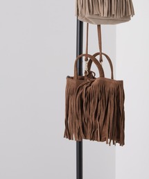 AULENTTI（オウレンティ）の「AULENTTI/スエードフリンジショルダーバッグ（ショルダーバッグ）」