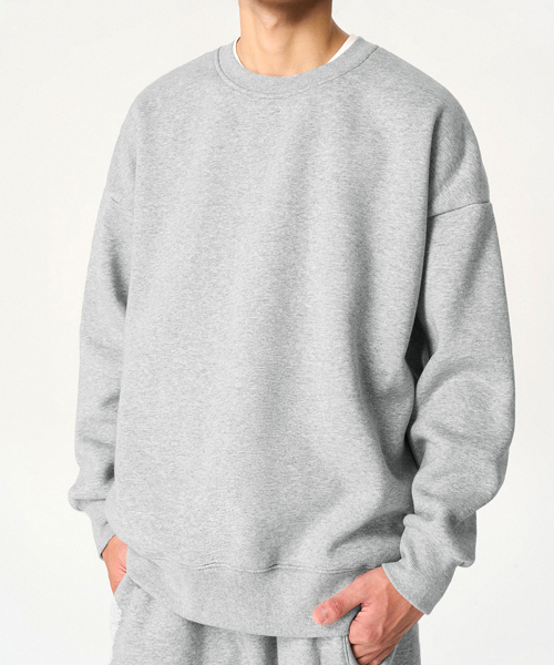 BUTTON SEOUL(ボタンソウル)の「エッセンシャルオーバーサイズクルーネック起毛ヘビースウェットシャツ(6 COLORS)(スウェット・メンズ・ブラック/カーキ/ダークパープル/チャコール/ホワイト/ライトグレー・MEDIUM/LARGE/X-LARGE)」の11枚目の写真