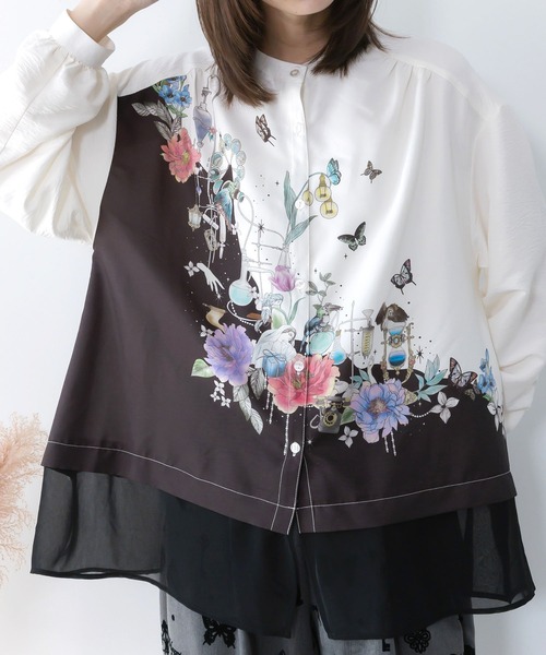 iS ScoLar（イズスカラー）の「561202：布帛ｘシフォン異素材切替バイカラー花柄シャツ（シャツ/ブラウス・レディース・パープル/オフホワイト・M）」の6枚目の写真