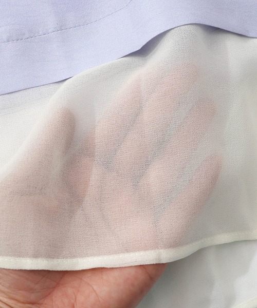 iS ScoLar（イズスカラー）の「561202：布帛ｘシフォン異素材切替バイカラー花柄シャツ（シャツ/ブラウス・レディース・パープル/オフホワイト・M）」の10枚目の写真