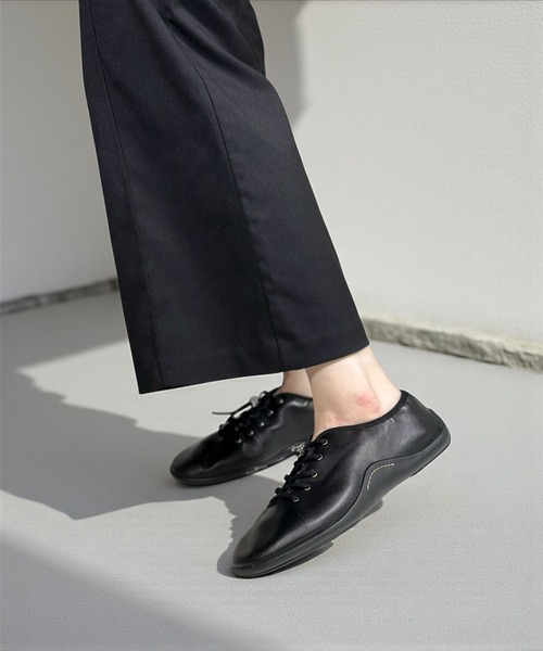 ASH（アッシュ）の「ASH/アッシュ【MINA BIS】レザーフラットシューズ ソフトレザー スリッポン ゴム紐 1.5cmヒール（スリッポン・レディース・ブラック・37/38/39）」の11枚目の写真