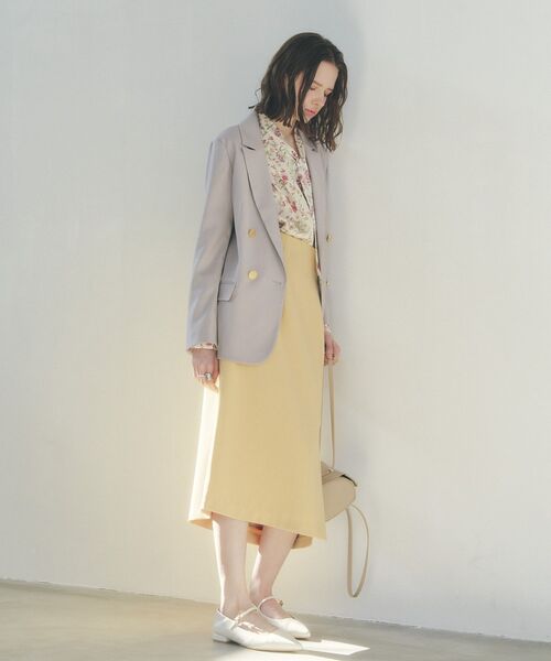 YECCA VECCA（イェッカヴェッカ）の「金釦テーラードジャケット（テーラードジャケット・レディース・ネイビー/グレイッシュベージュ・FREE）」の10枚目の写真