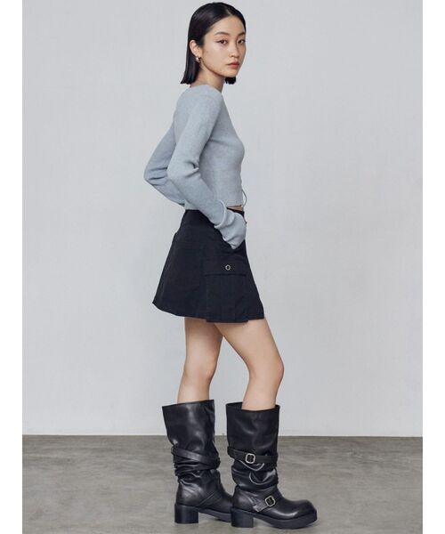 EMODA（エモダ）の「フロントレースアップフィットニット（ニット/セーター・レディース・ホワイト/グレー/ネイビー・FREE）」の4枚目の写真