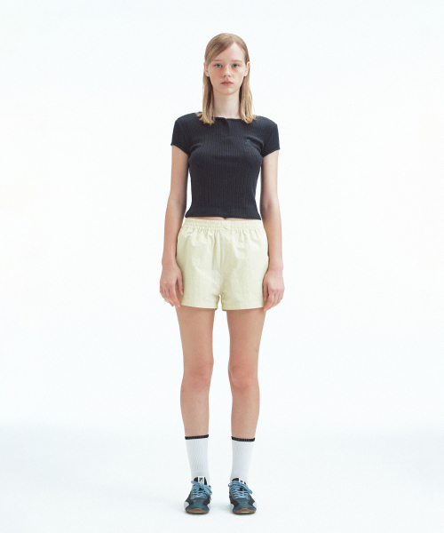 Rest&Recreation(レストアンドレクリエーション)の「BUTTON EASY SHORTS - YELLOW(その他パンツ・レディース・その他・SMALL/MEDIUM)」の3枚目の写真