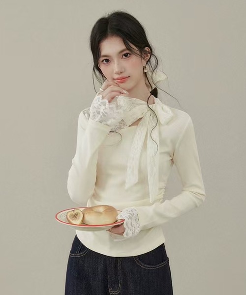 AsheKsha（アシクシャ）の「レースパッチワークニットトップス（ニット/セーター・レディース・ベージュ・M）」の2枚目の写真