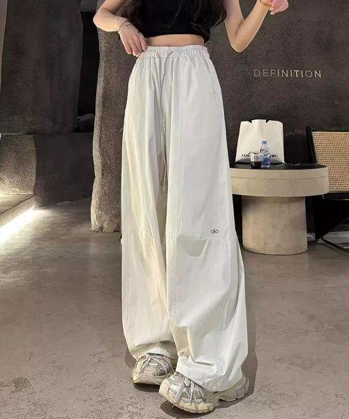 SallyLunn(サリーラン)の「配色コードワイドパンツ(その他パンツ・レディース・ホワイト/ブラック・LARGE/MEDIUM)」の3枚目の写真