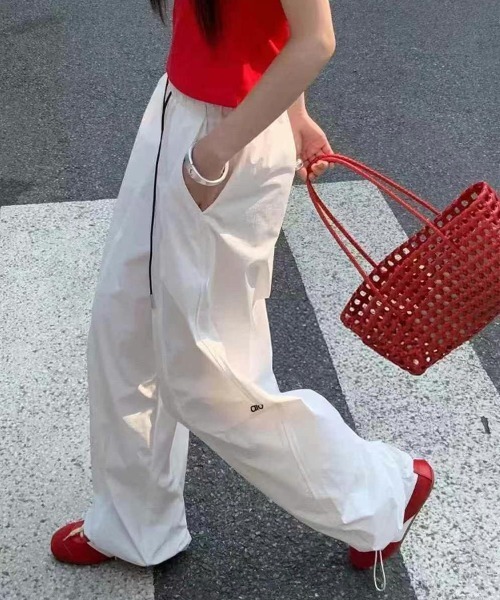 SallyLunn(サリーラン)の「配色コードワイドパンツ(その他パンツ・レディース・ホワイト/ブラック・LARGE/MEDIUM)」の5枚目の写真