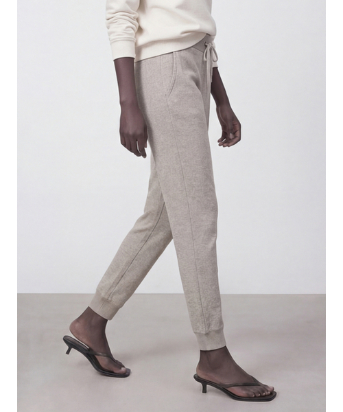ACUD（アクド）の「Glitter Jogger Pants _Beige（スウェットパンツ・レディース・Beige・SMALL/MEDIUM）」の2枚目の写真