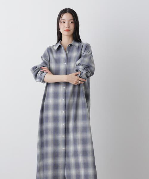 NANO universe（ナノユニバース）の「オンブレーツイルチェックシャツワンピース（シャツワンピース・レディース・ブルー/ベージュ/アイボリー・FREE）」の19枚目の写真