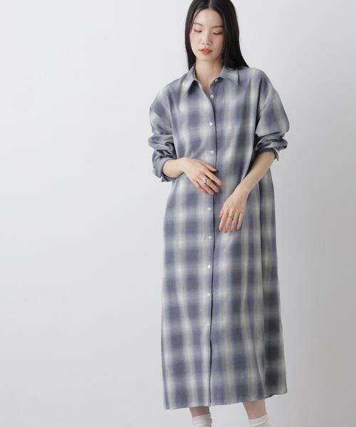 NANO universe（ナノユニバース）の「オンブレーツイルチェックシャツワンピース（シャツワンピース・レディース・ブルー/ベージュ/アイボリー・FREE）」の20枚目の写真