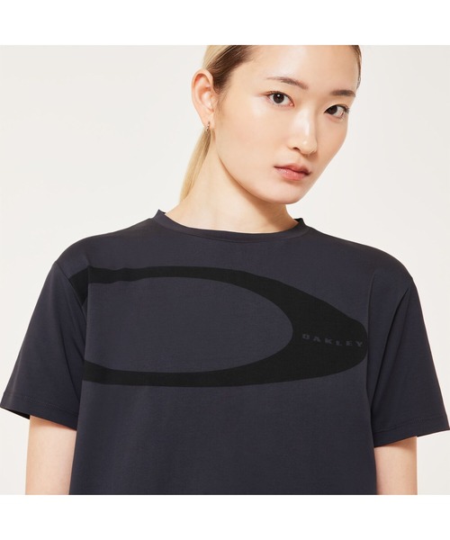 OAKLEY(オークリー)の「オークリーRADIANT TECH COLD SHADOW TEE 9.0Tシャツ/TRAINING WOMEN'S/スポーツ・トレーニング/レディース//OAKLEY(Tシャツ/カットソー・レディース・ブラック/ホワイト・L/M/S)」の10枚目の写真