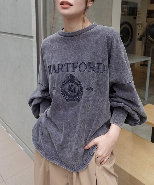 CORNERS（コーナーズ）の「ピグメント刺繍オーバーサイズロンT（Tシャツ/カットソー・レディース・グレイッシュベージュ/アイボリー/ネイビー/チャコールグレー・FREE）」の13枚目の写真