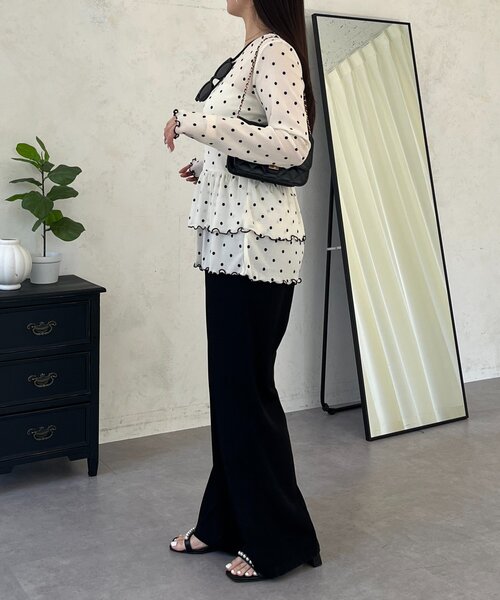 prose verse（プロズヴェール）の「フロッキードットシアーフリルペプラムトップス（Tシャツ/カットソー・レディース・ブラック/アイボリー・LARGE/MEDIUM）」の17枚目の写真