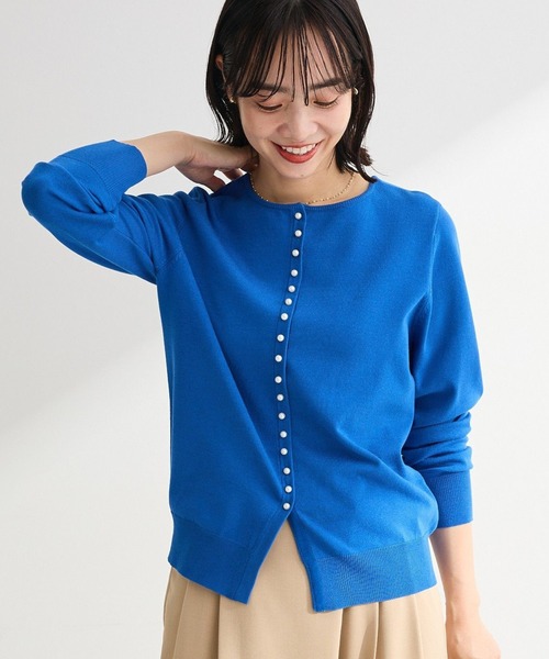 Green Parks(グリーンパークス)の「パール調ボタン付き2WAYニットプルオーバー(ニット/セーター・レディース・オフホワイト/ブルー/ブラック・FREE)」の3枚目の写真