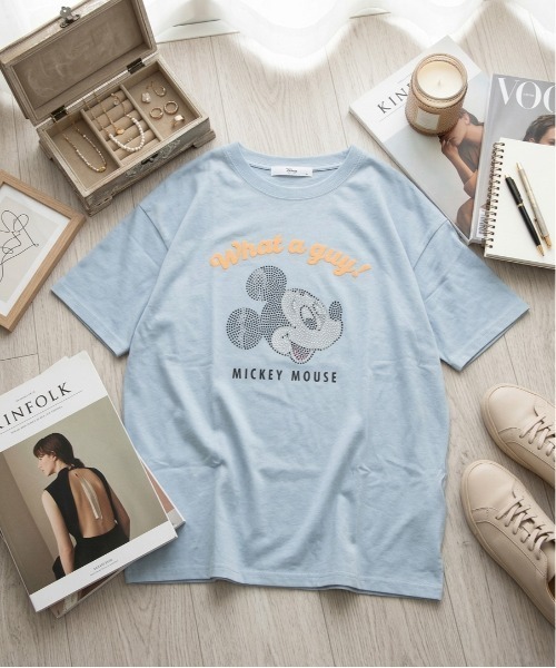Disney(ディズニー)の「【DISNEY/ディズニー】ミッキーマウス ラインストーン半袖Tシャツ(Tシャツ/カットソー・レディース・トップグレー/サックスブルー/ブラック/ラベンダー・LARGE/MEDIUM)」の3枚目の写真