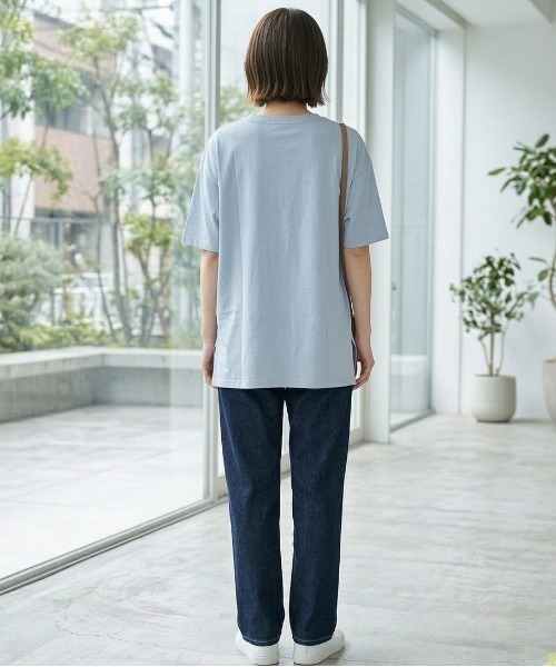 Disney(ディズニー)の「【DISNEY/ディズニー】ミッキーマウス ラインストーン半袖Tシャツ(Tシャツ/カットソー・レディース・トップグレー/サックスブルー/ブラック/ラベンダー・LARGE/MEDIUM)」の19枚目の写真