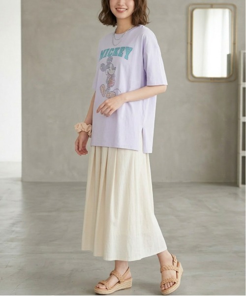 Disney(ディズニー)の「【DISNEY/ディズニー】ミッキーマウス ラインストーン半袖Tシャツ(Tシャツ/カットソー・レディース・トップグレー/サックスブルー/ブラック/ラベンダー・LARGE/MEDIUM)」の21枚目の写真