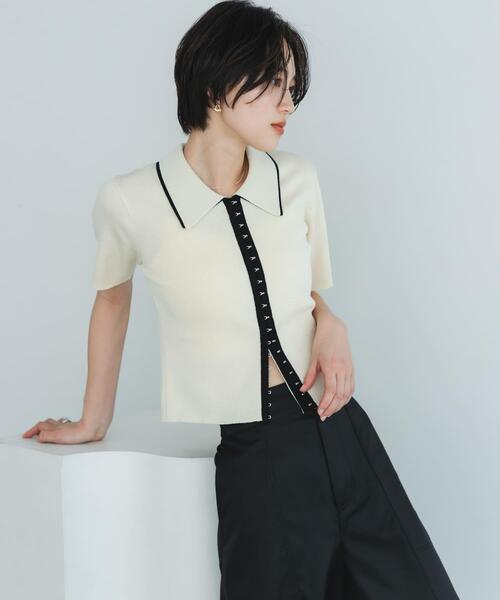 SENSE OF PLACE by URBAN RESEARCH（センスオブプレイスバイアーバンリサーチ）の「バイカラーエリツキホックニット（ニット/セーター・レディース・ブルー/アイボリー/ブラック・ONE）」の5枚目の写真