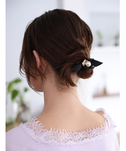 Edit Sheen（エディットシーン）の「パールポイントミニシュシュセット（ヘアゴム・レディース・ブラック・FREE）」の2枚目の写真