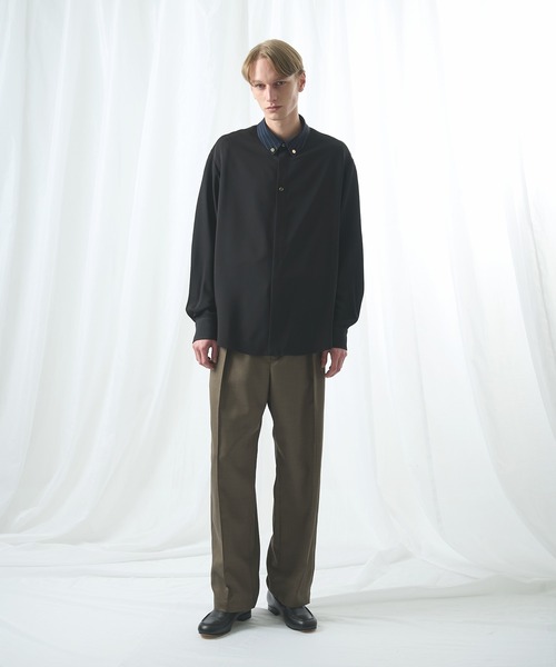 CULLNI（クルニ）の「【CULLNI/クルニ】別注 Gabardine Pin Tuck Pant（スラックス・メンズ・ブラック/カーキ/ネイビー・1/2）」の10枚目の写真