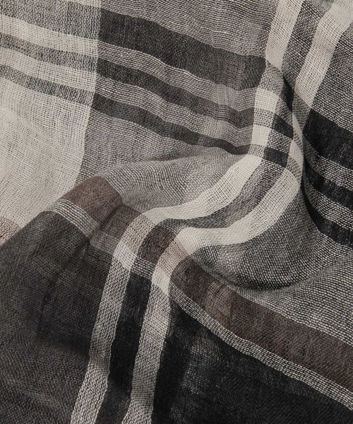 studio CLIP(スタディオクリップ)の「フレンチリネンチェック柄ストール(ストール/ショール・レディース・イエロー/ブラック/ピンク/レッド・FREE)」の8枚目の写真