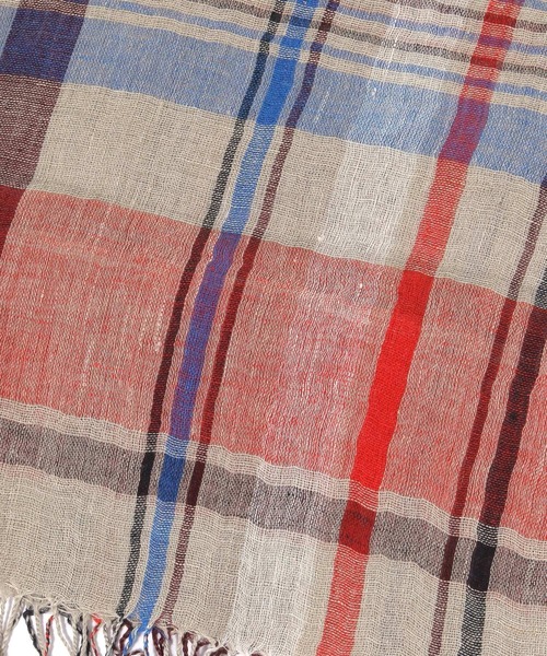 studio CLIP(スタディオクリップ)の「フレンチリネンチェック柄ストール(ストール/ショール・レディース・イエロー/ブラック/ピンク/レッド・FREE)」の11枚目の写真