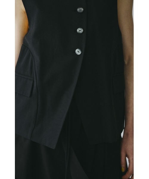 HeRIN.CYE（ヘリンドットサイ）の「Circle switch vest　　サークルスイッチベスト（ベスト・レディース・ブラック/オフホワイト・FREE）」の13枚目の写真