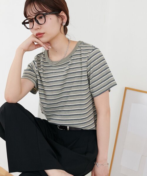 DISCOAT(ディスコート)の「マルチボーダー5分袖(Tシャツ/カットソー・レディース・ブラック/グレー/ライトベージュ/ライトグレー/ブルー・FREE)」の3枚目の写真