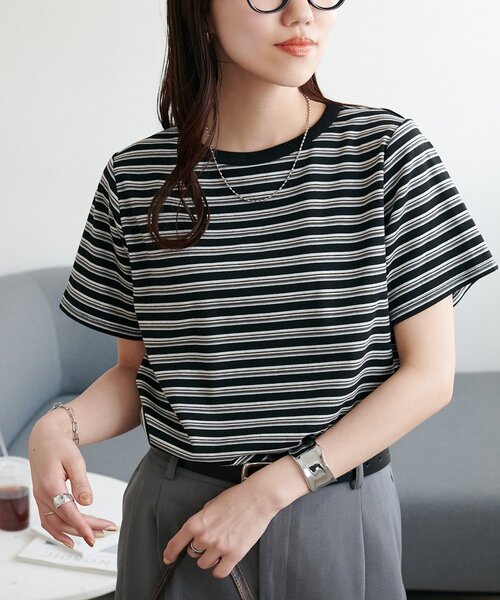 DISCOAT(ディスコート)の「マルチボーダー5分袖(Tシャツ/カットソー・レディース・ブラック/グレー/ライトベージュ/ライトグレー/ブルー・FREE)」の2枚目の写真