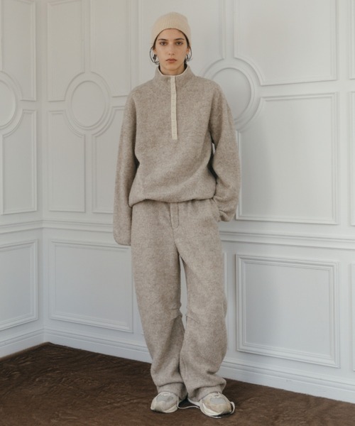CREDONA(クレドナ)の「WOOL FLEECE CURVE PANTS/ウールフリースカーブパンツ(その他パンツ・レディース・ベージュ・FREE)」の2枚目の写真