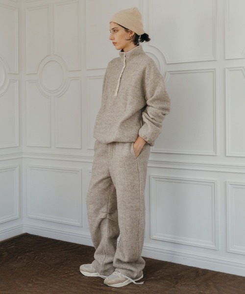 CREDONA(クレドナ)の「WOOL FLEECE CURVE PANTS/ウールフリースカーブパンツ(その他パンツ・レディース・ベージュ・FREE)」の3枚目の写真
