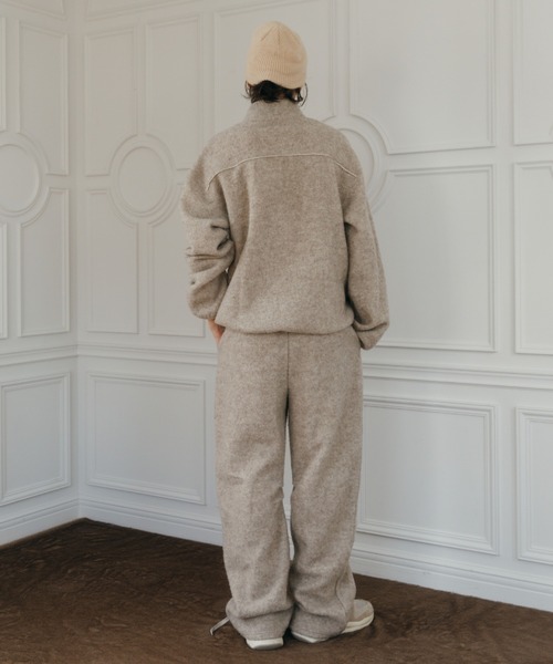 CREDONA(クレドナ)の「WOOL FLEECE CURVE PANTS/ウールフリースカーブパンツ(その他パンツ・レディース・ベージュ・FREE)」の4枚目の写真