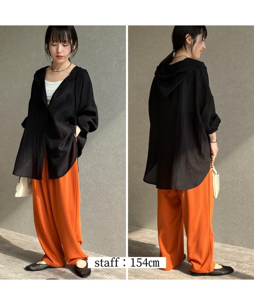 zena(ジェナ)の「フード付きシアービッグシャツ(シャツ/ブラウス・レディース・ブラック/グレー/サックスブルー・MEDIUM)」の12枚目の写真