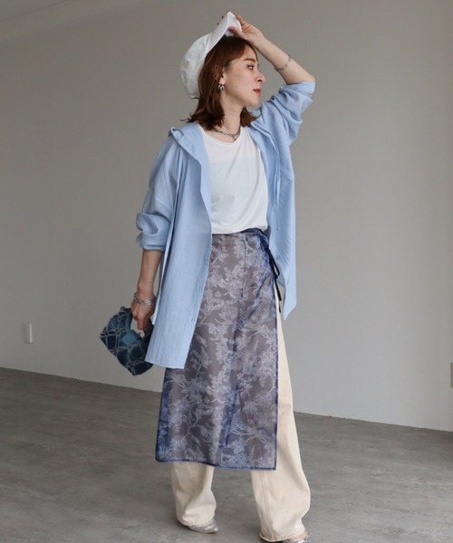 zena(ジェナ)の「フード付きシアービッグシャツ(シャツ/ブラウス・レディース・ブラック/グレー/サックスブルー・MEDIUM)」の7枚目の写真